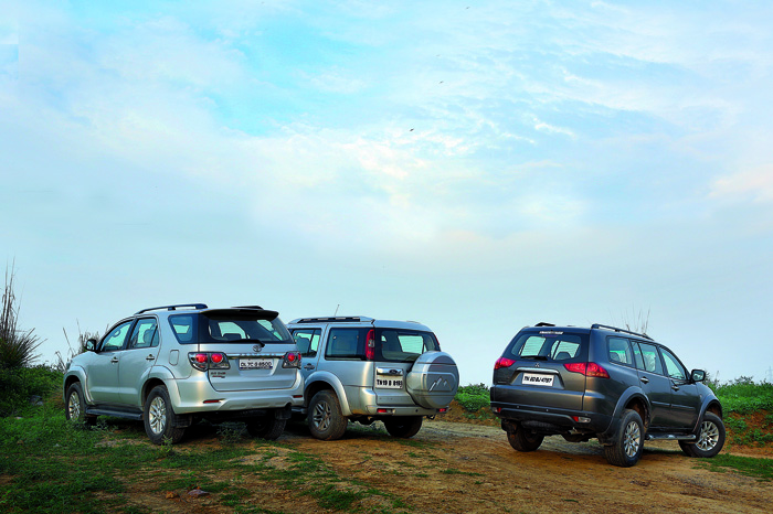 Pajero Sport vs Fortuner vs Endeavour - Image 2